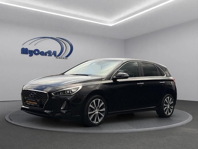 Schwarz Gebraucht 2018 Hyundai i30 Limousine | 14.999 € (Fairer Preis) - Bild 1/4