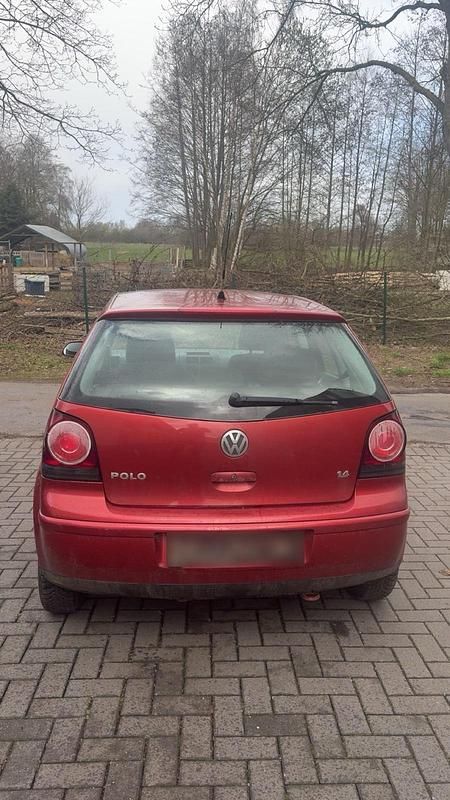 Gebraucht VW Polo 75 PS (55 kW) 2006 Rot Kleinwagen