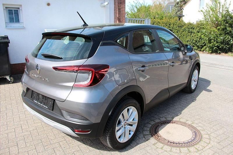Gebraucht Renault Captur Evolution 140 PS (102 kW) 2023 Grau SUV