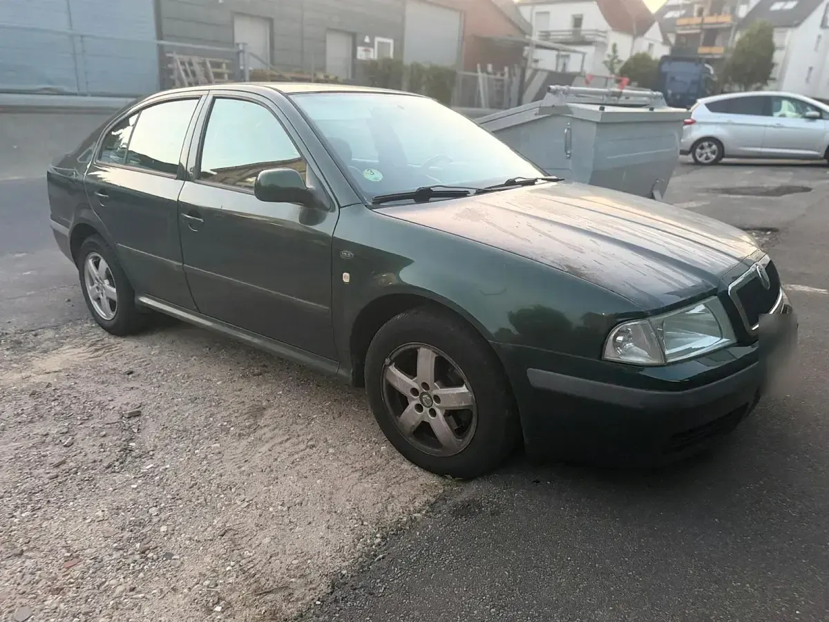 Gebraucht Skoda Octavia 89 PS (65 kW) 2001 Grün Limousine