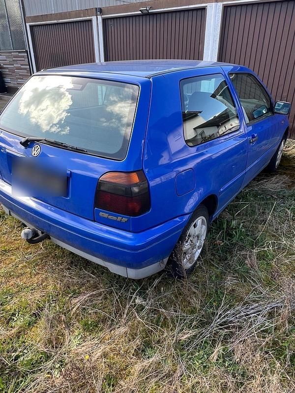 Gebraucht VW Golf III 75 PS (55 kW) 1997 Blau Kleinwagen