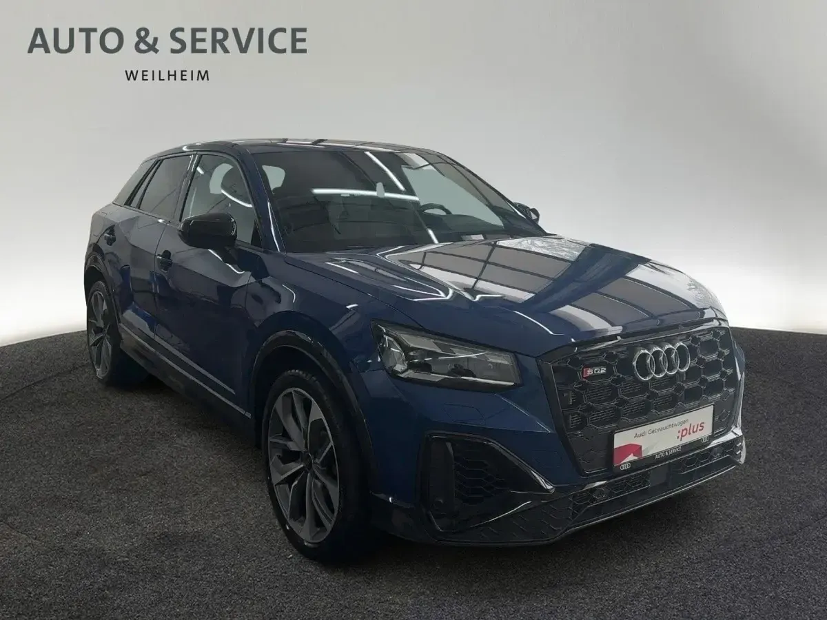 Gebraucht Audi SQ2 Sport 300 PS (220 kW) 2025 Blau SUV