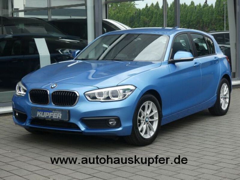 Blau Gebraucht 2019 BMW 118 Advantage Kleinwagen | 16.950 € (Guter Preis) - Bild 1/4