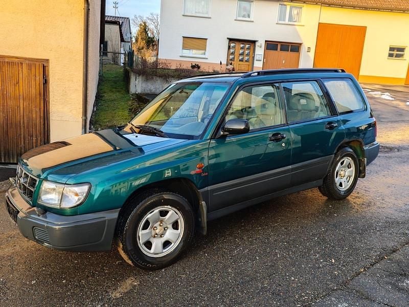 Gebraucht Subaru Forester 122 PS (89 kW) 1999 Grün SUV