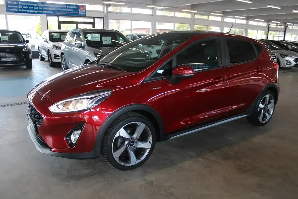 Gebraucht Ford Fiesta Active 101 PS (74 kW) 2019 Rot Kleinwagen