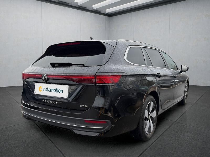 Gebraucht VW Passat 150 PS (110 kW) 2025 Schwarz Kombi