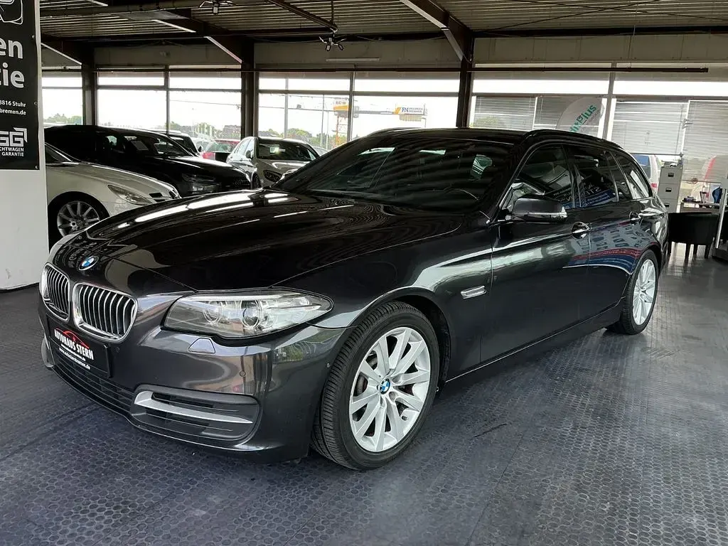 Gebraucht BMW 530 Comfort Edition 258 PS (189 kW) 2014 Grau Kombi