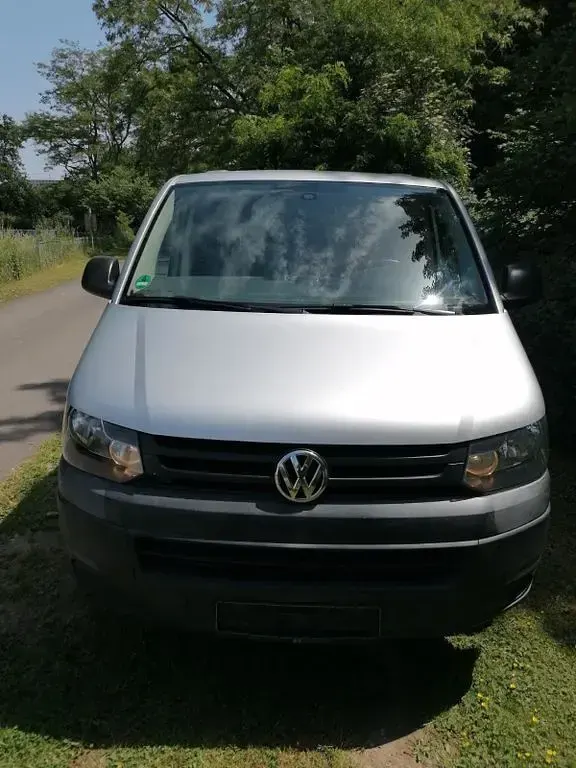 Gebraucht VW Caravelle 102 PS (75 kW) 2015 Silber Van