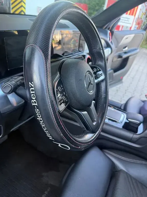Gebraucht Mercedes GLB200 150 PS (110 kW) 2020 Schwarz SUV