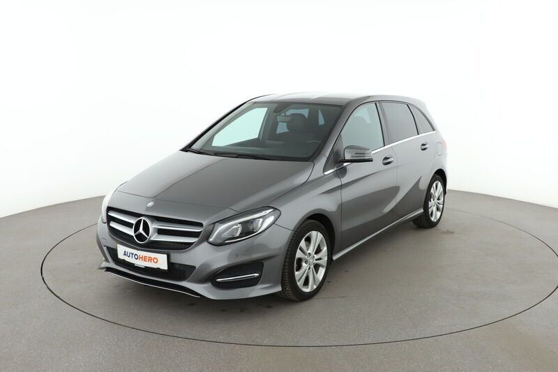 Grau Gebraucht 2015 Mercedes B200 Urban Van / Kleinbus | 14.830 € (Etwas zu teuer) - Bild 1/4