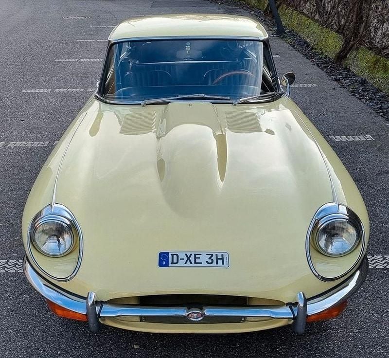 Gelb Gebraucht 1969 Jaguar E-Type Coupé | 48.500 € - Bild 1/4