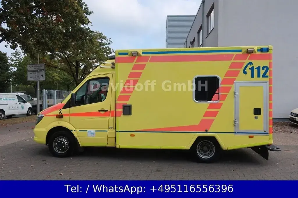 Gebraucht Mercedes Sprinter 190 PS (139 kW) 2014 Gelb Van