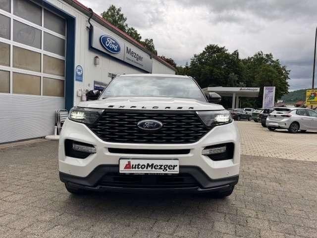 Starweiß metallic Gebraucht 2024 Ford Explorer ST-Line SUV | 57.990 € (Guter Preis) - Bild 1/4