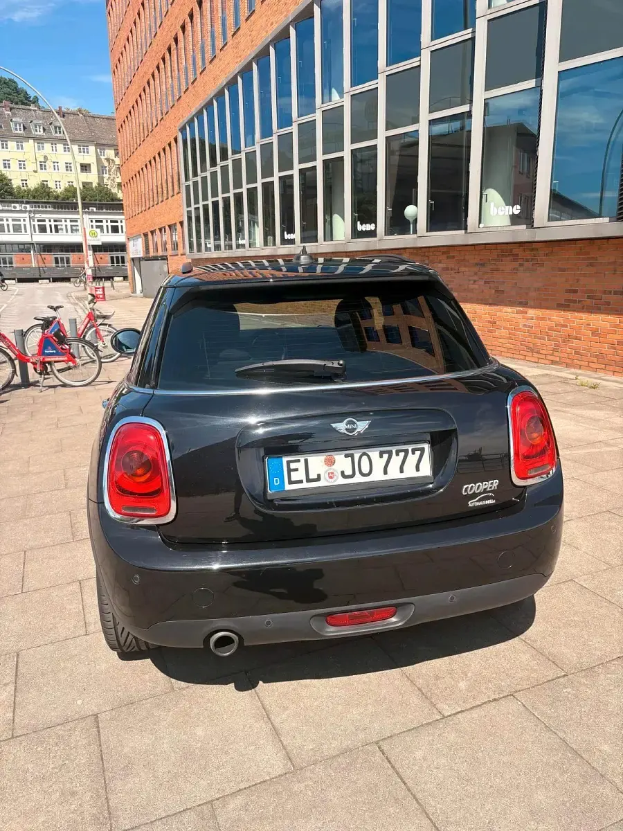 Gebraucht Mini Cooper 136 PS (100 kW) 2017 Schwarz Kleinwagen