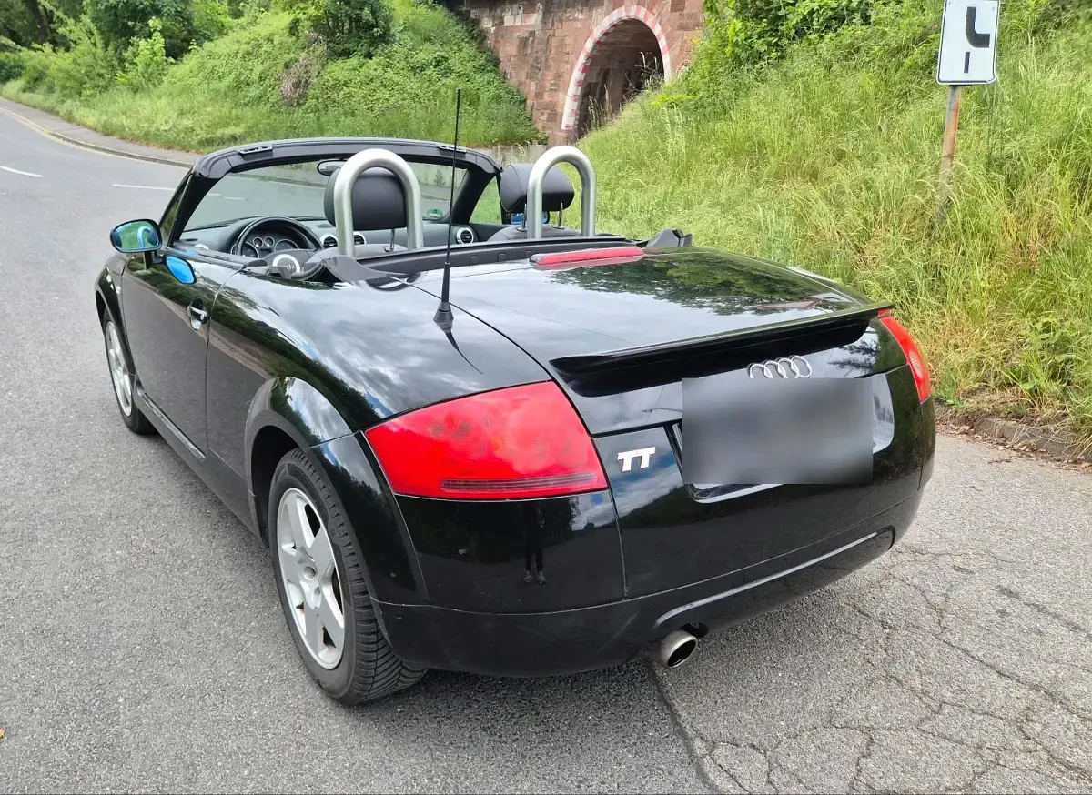 Gebraucht Audi TT Roadster 179 PS (131 kW) 2002 Schwarz Cabrio