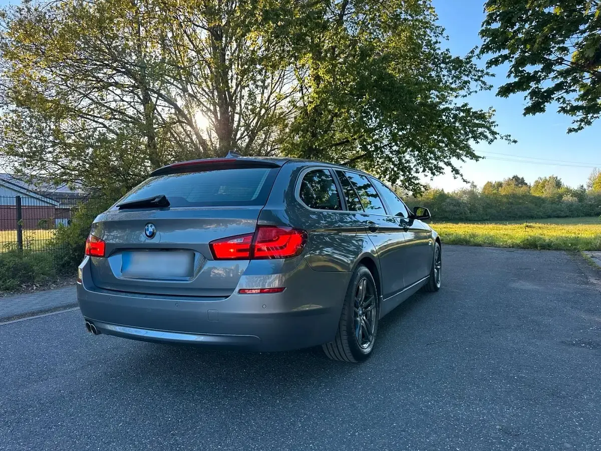 Usata BMW 520 184 CV (135 kW) 2012 Grigio Station wagon