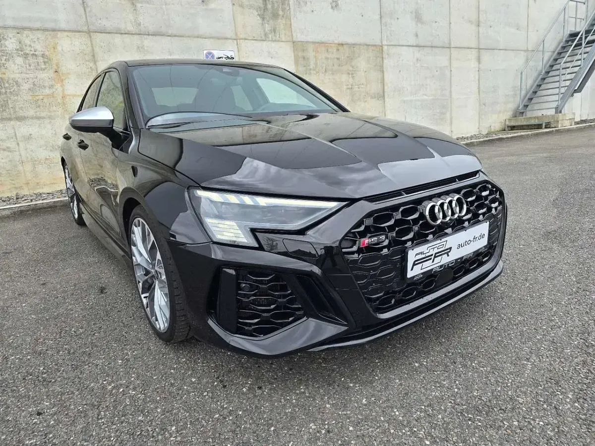 Gebraucht Audi RS3 Advanced 400 PS (294 kW) 2022 Schwarz Limousine