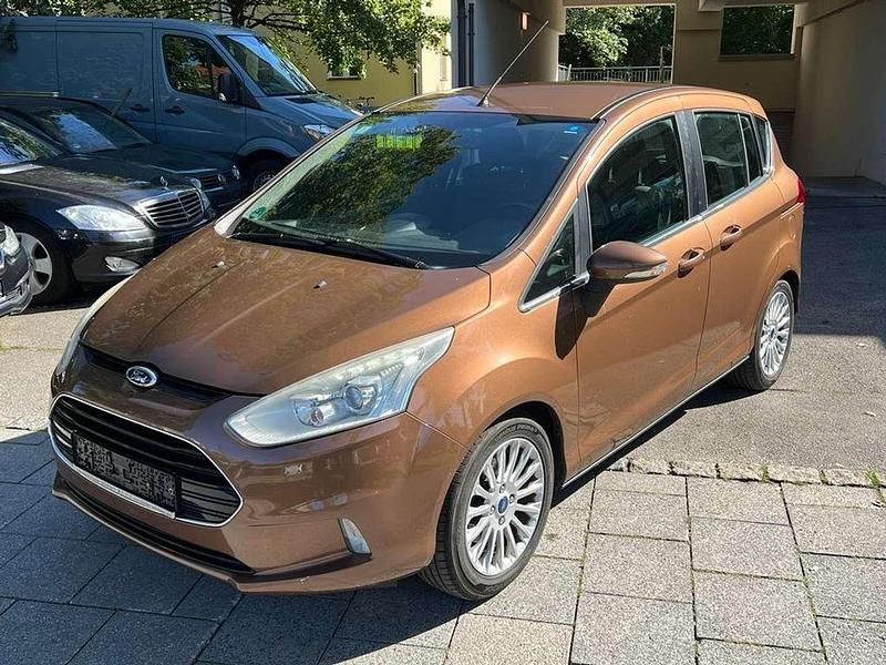 Gebraucht Ford B-MAX Titanium 101 PS (74 kW) 2013 Canyonbraun (metallic) Van / Kleinbus