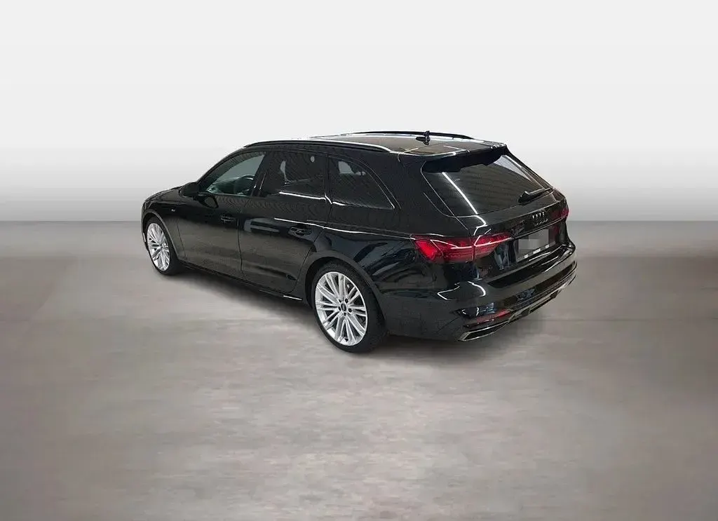 Gebraucht Audi A4 Competition 204 PS (150 kW) 2023 Mythosschwarz metallic Kombi