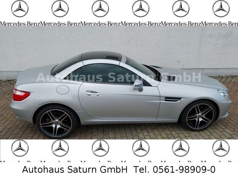 Silber Gebraucht 2011 Mercedes SLK350 Cabrio | 24.950 € (Etwas zu teuer) - Bild 1/4