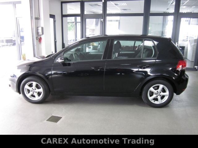 Gebraucht VW Golf VI 105 PS (77 kW) 2009 Schwarz metallic Kleinwagen