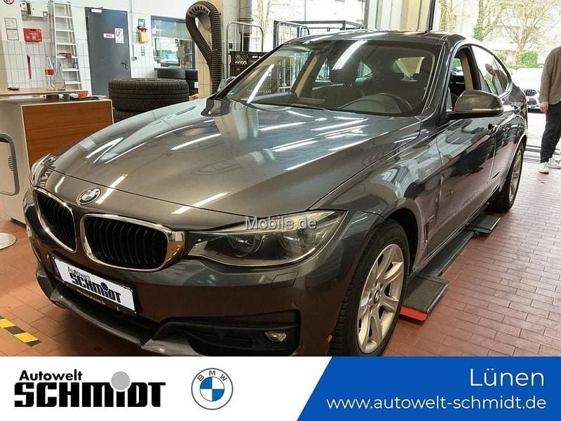 Grau Gebraucht 2017 BMW 318 Gran Turismo Advantage Limousine | 15.990 € (Fairer Preis) - Bild 1/3