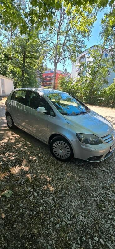 Silber Gebraucht 2007 VW Golf Plus Cross Van / Kleinbus | 4.200 € (Fairer Preis) - Bild 1/4