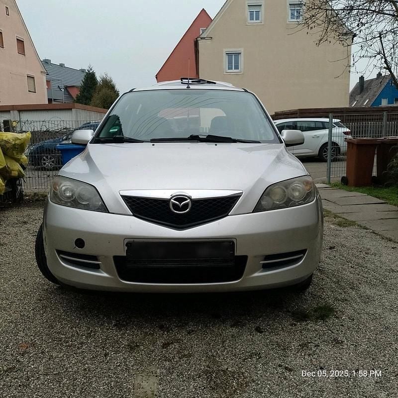 Silber Gebraucht 2006 Mazda 2 Kleinwagen | 1.650 € (Fairer Preis) - Bild 1/4