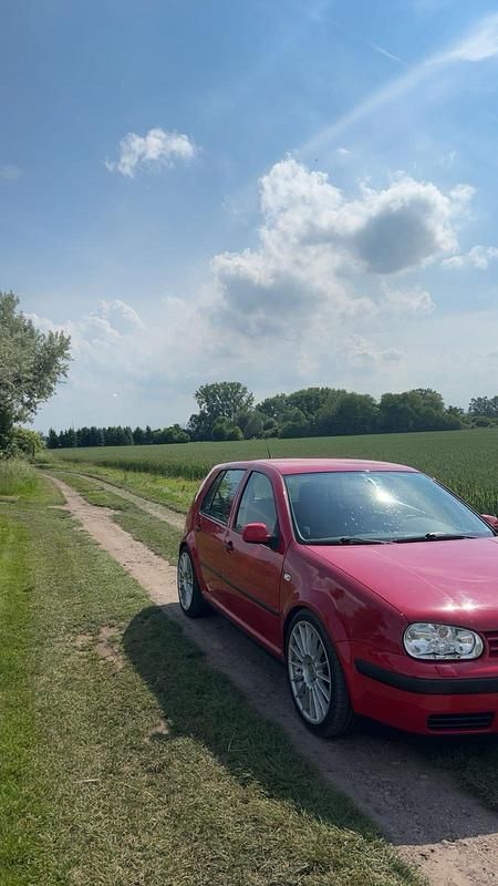 Gebraucht VW Golf IV 75 PS (55 kW) 2001 Rot Limousine