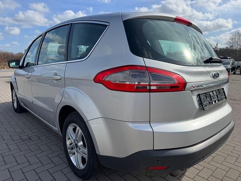 Gebraucht Ford S-MAX Titanium 163 PS (119 kW) 2013 Van / Kleinbus