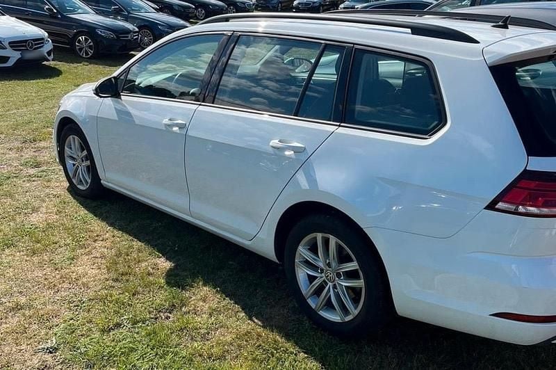 Second-hand VW Golf VII 150 CP (110 kW) 2019 Alb Break