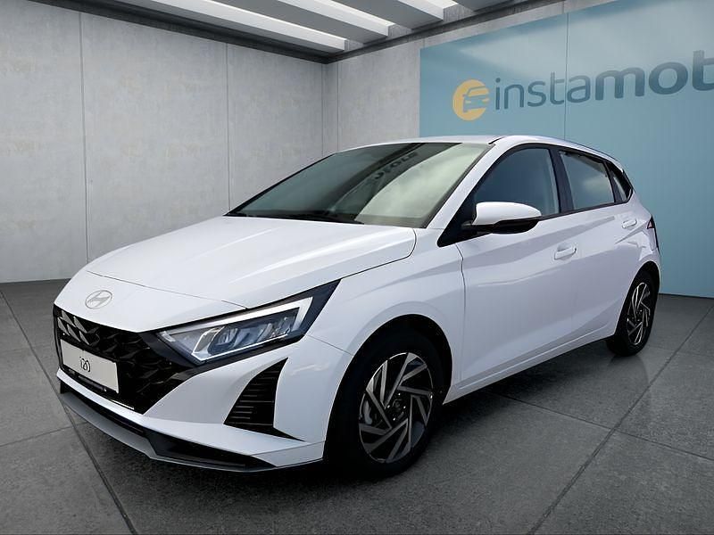 Weiß Gebraucht 2025 Hyundai i20 Kleinwagen | 18.990 € (Guter Preis) - Bild 1/4
