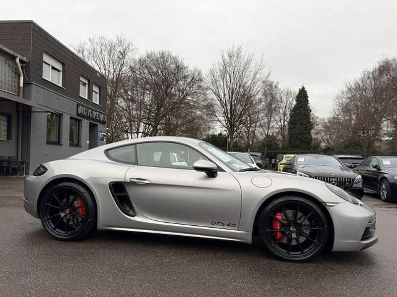Gebraucht Porsche Cayman GTS Chrono 400 PS (294 kW) 2020 Gtsilbermetallic (metallic) Coupé