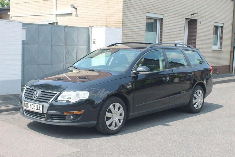Schwarz Gebraucht 2008 VW Passat Trendline Kombi | 2.490 € (Fairer Preis) - Bild 1/4