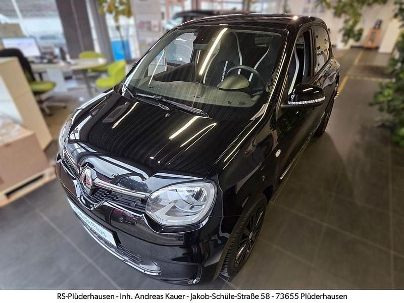 Spannende Twingo Urban Night Bilder