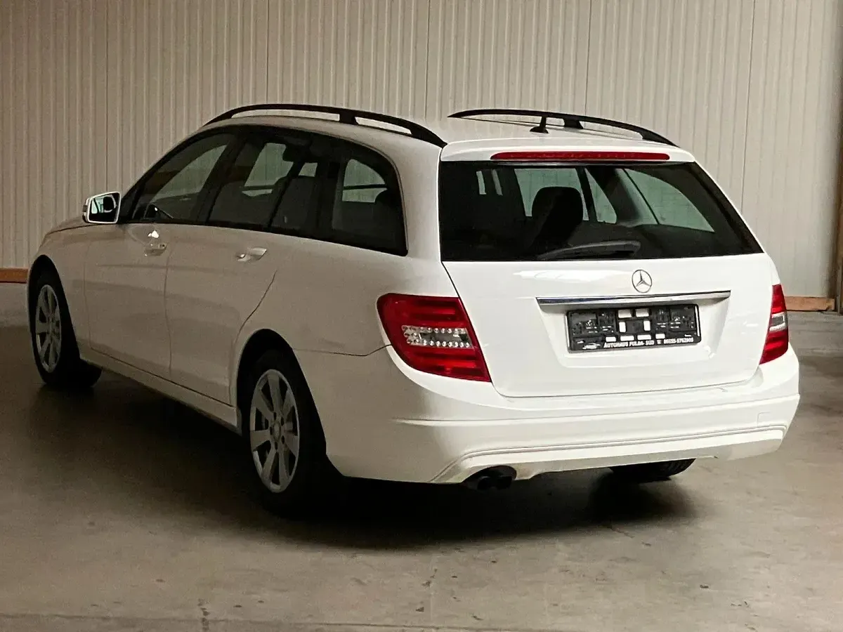 Gebraucht Mercedes C200 136 PS (100 kW) 2012 Weiß Kombi