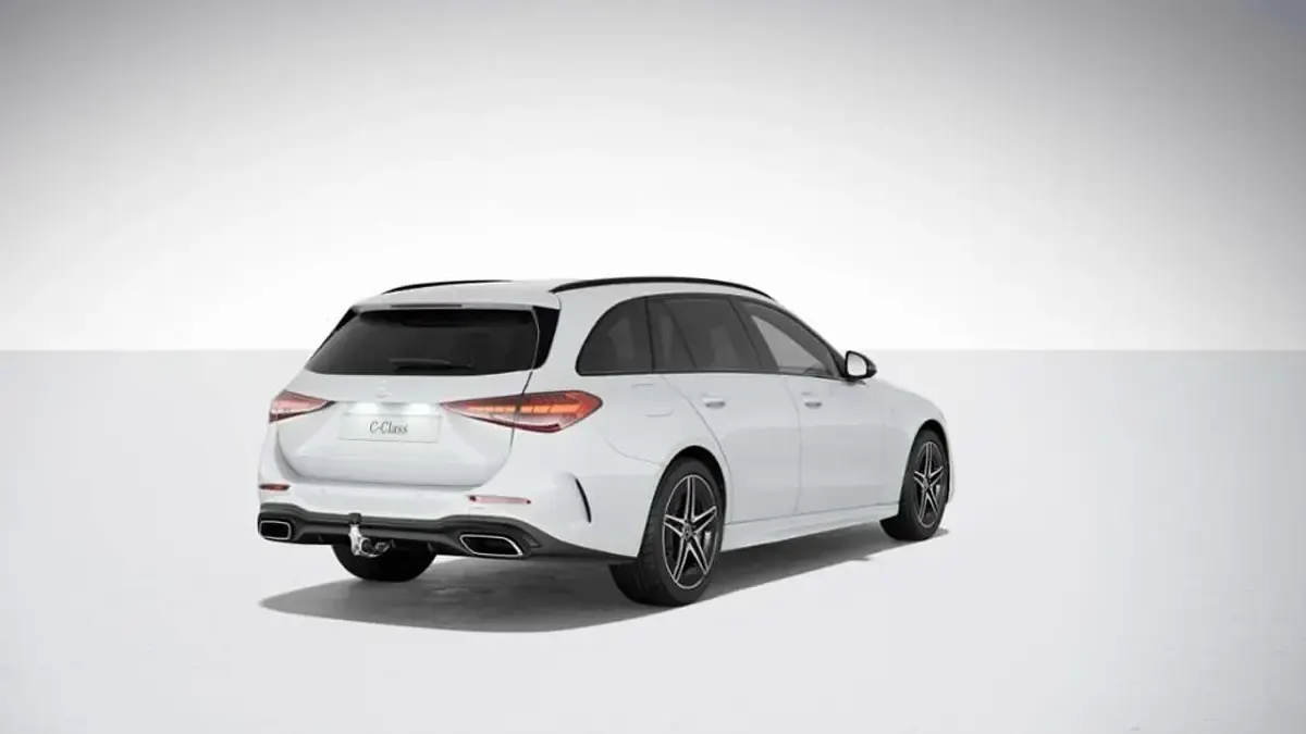 Gebraucht Mercedes C300e AMG 204 PS (150 kW) 2025 Manufaktur lack manufaktur opa Kombi