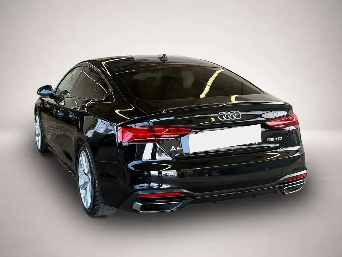 Gebraucht Audi A5 Sportback 163 PS (119 kW) 2023 Schwarz Kleinwagen