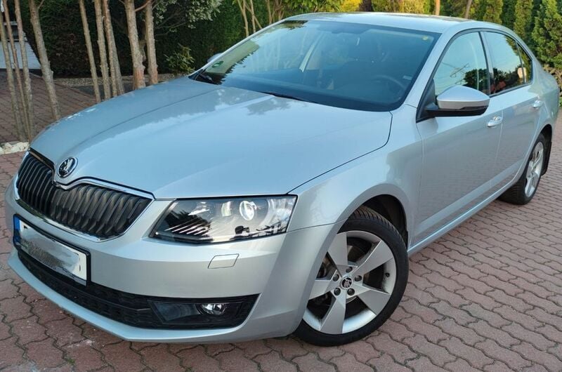 Silber Gebraucht 2016 Skoda Octavia Limousine | 13.550 € (Guter Preis) - Bild 1/4