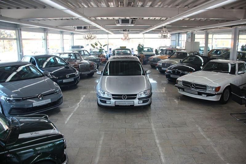 Gebraucht Opel Omega 136 PS (100 kW) 1998 Grau Limousine