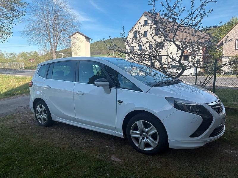 Gebraucht Opel Zafira Tourer OPC 194 PS (142 kW) 2014 Weiß Van / Kleinbus