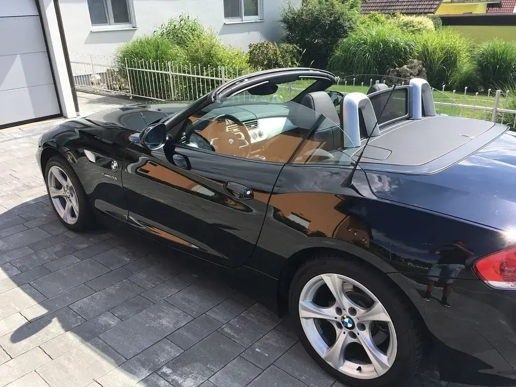 Gebraucht BMW Z4 184 PS (135 kW) 2012 Schwarz Cabrio