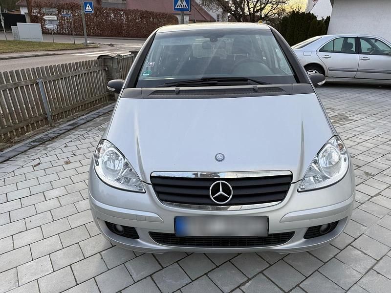 Gebraucht Mercedes A150 Classic 69 PS (50 kW) 2006 Silber Van / Kleinbus