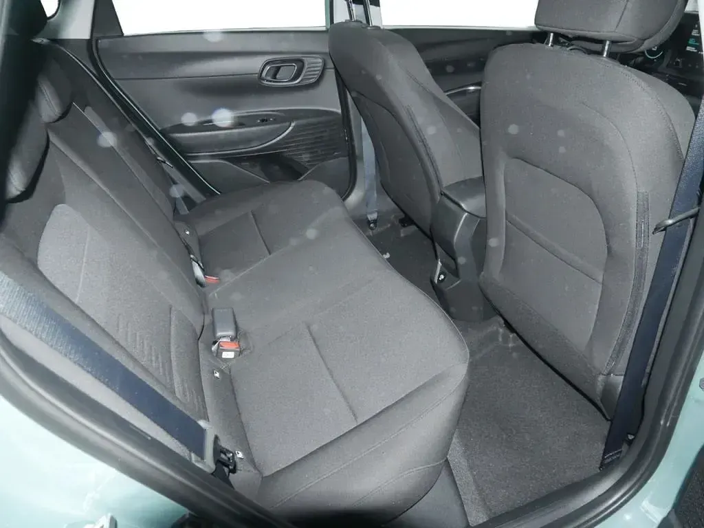 Neu Hyundai Bayon 90 PS (66 kW) 2026 Grün SUV