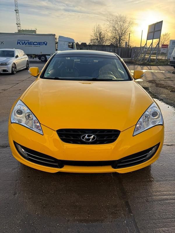 Gebraucht Hyundai Genesis 303 PS (222 kW) 2011 Gelb Coupé