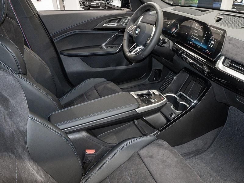 Neu BMW X2 Performance 163 PS (119 kW) 2026 Schwarz SUV