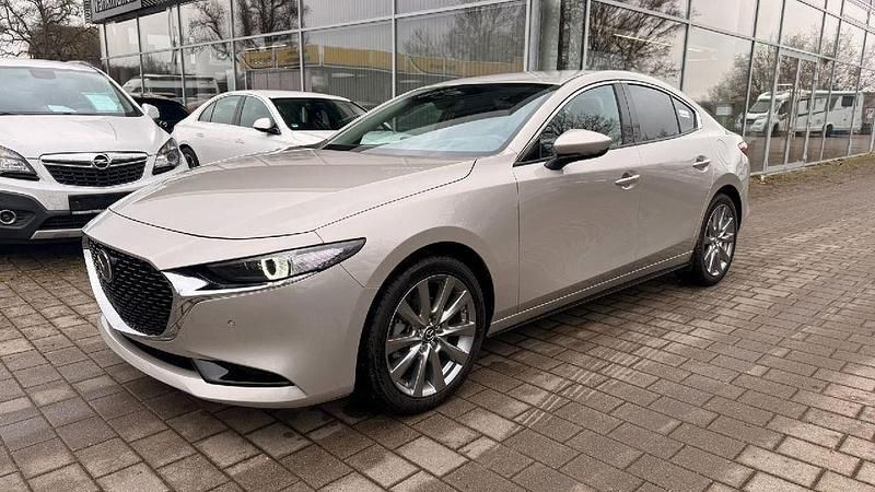 Neu Mazda 3 Exclusive 186 PS (136 kW) 2026 Braun Limousine