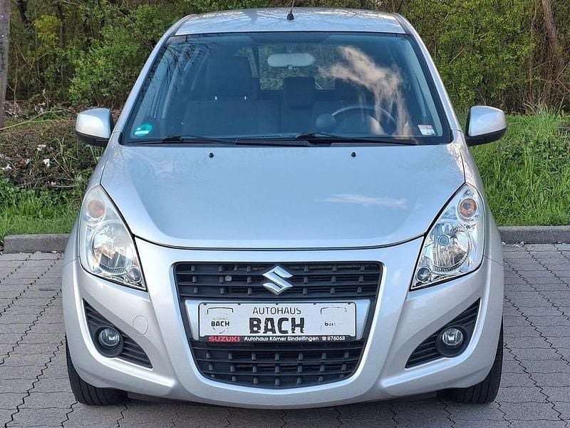 Gebraucht Suzuki Splash Active+ 94 PS (69 kW) 2013 Silber Kleinwagen