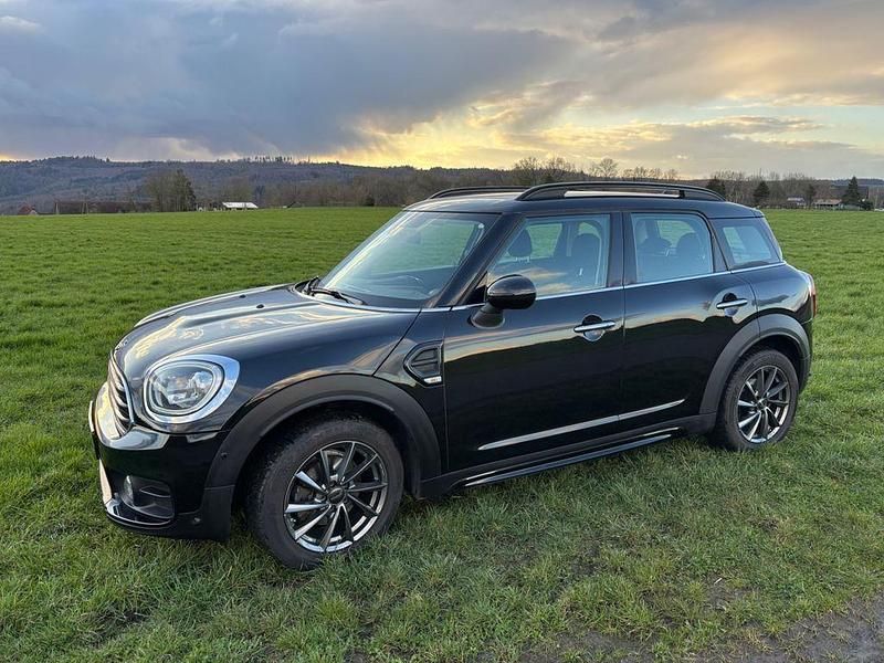 Gebraucht Mini One Countryman 102 PS (75 kW) 2019 Schwarz SUV