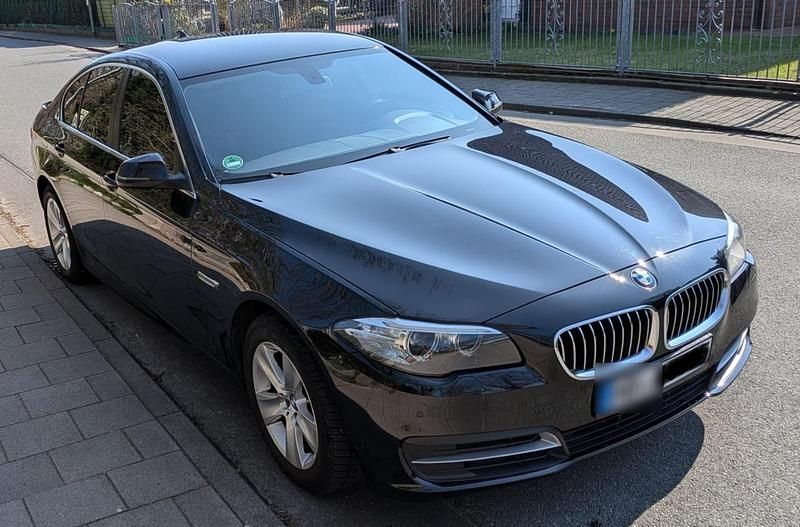 Gebraucht BMW 520 190 PS (139 kW) 2015 Schwarz Limousine